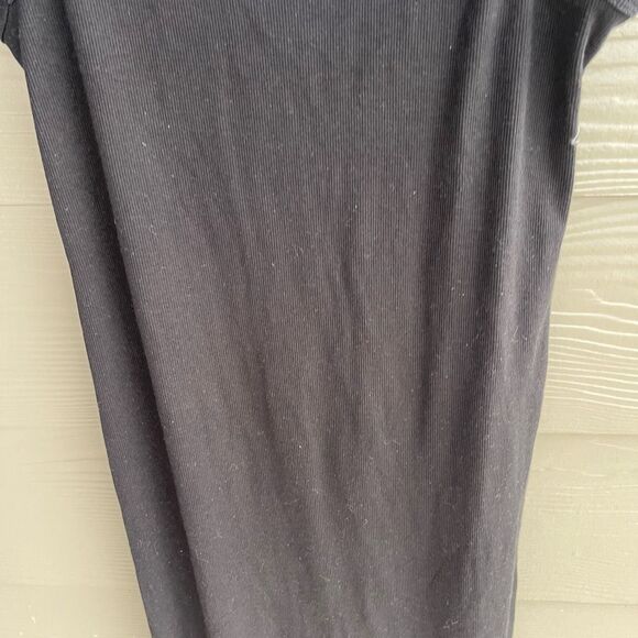 The Nines by Hatch NWT black ripped flutter sleeve jersey knit maternity dress - Picture 4 of 8